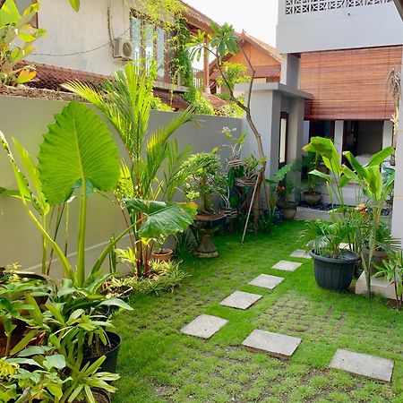 The Lima Home Stay In Canggu المظهر الخارجي الصورة