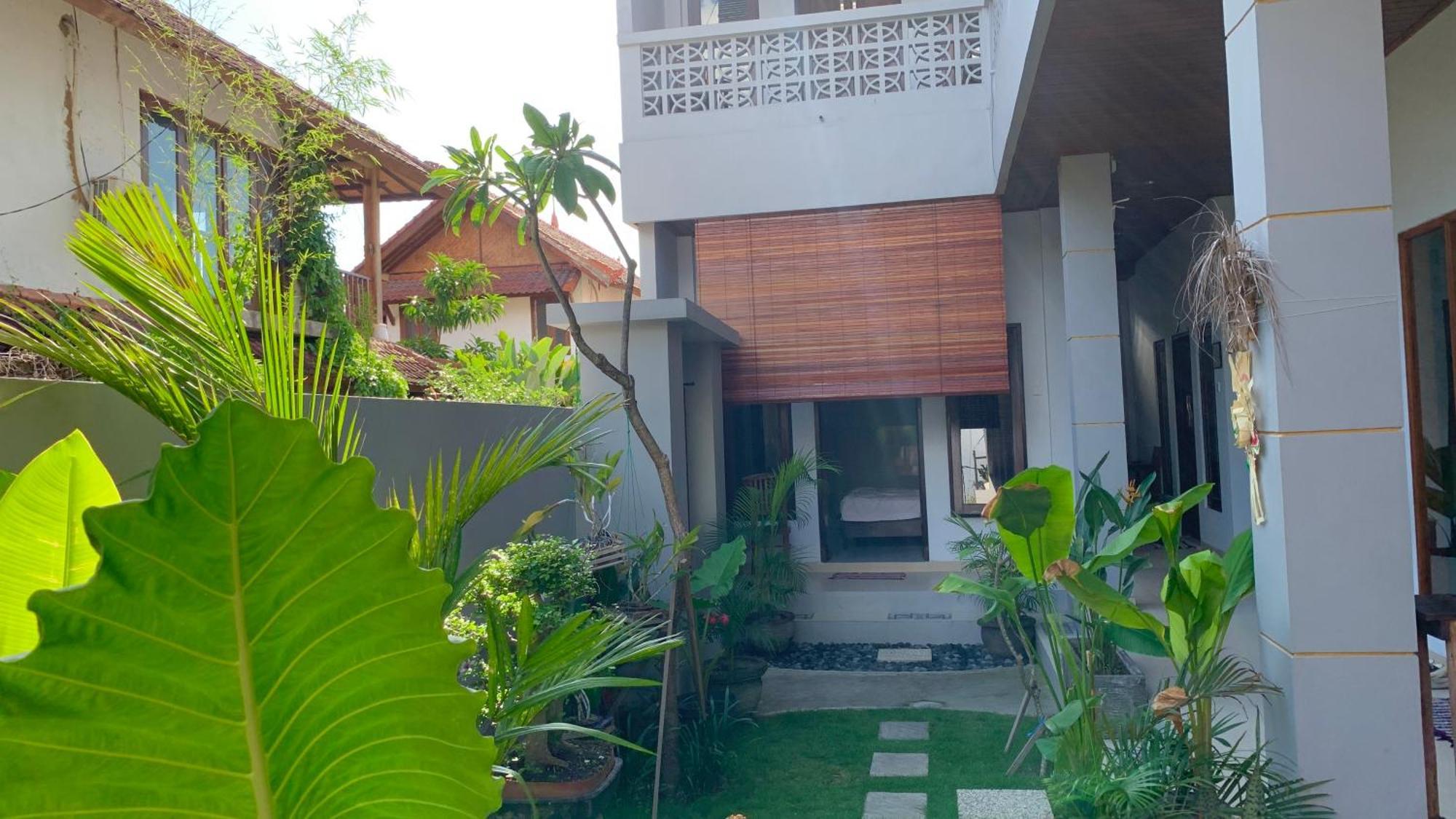 The Lima Home Stay In Canggu المظهر الخارجي الصورة
