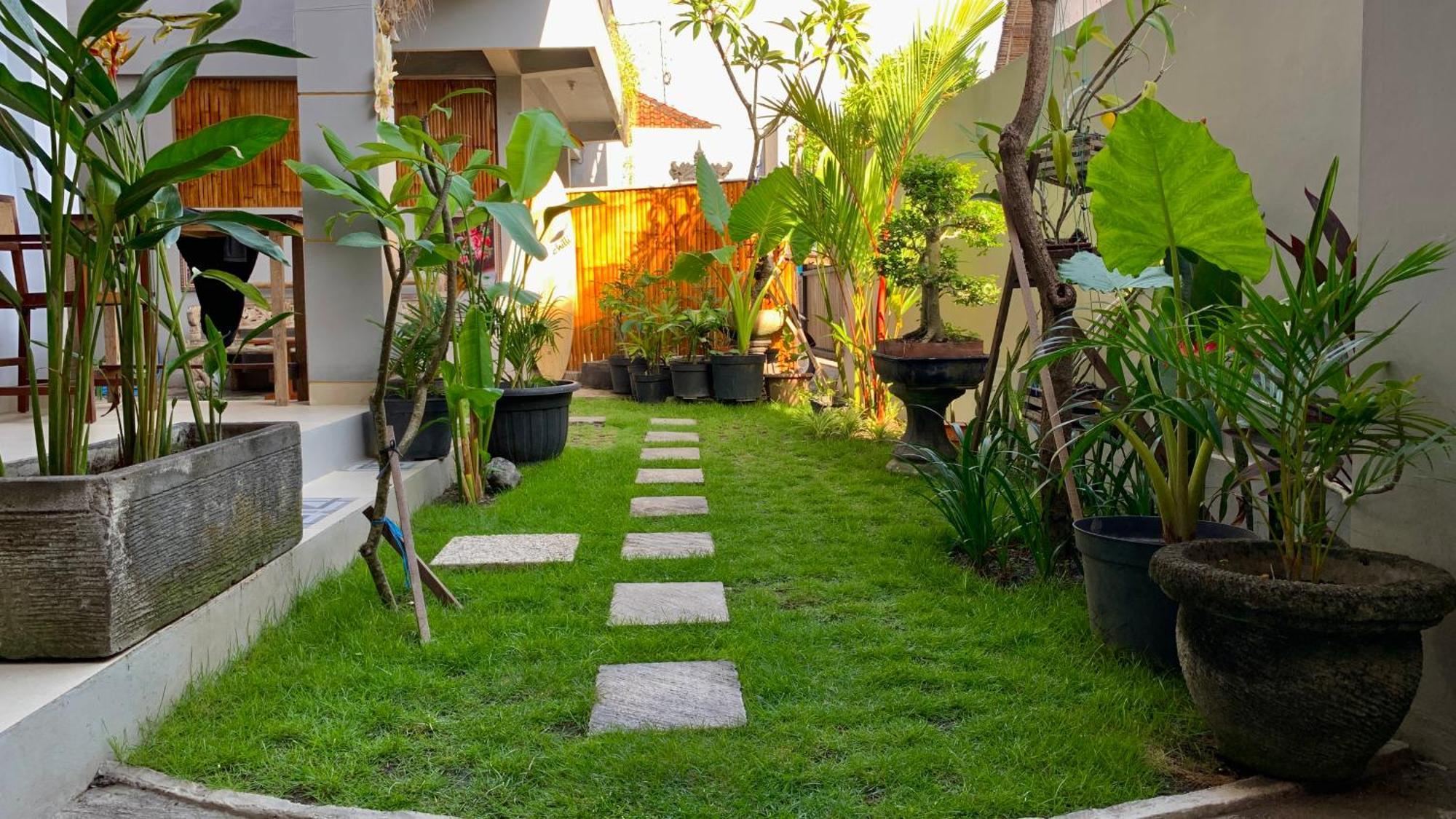 The Lima Home Stay In Canggu المظهر الخارجي الصورة