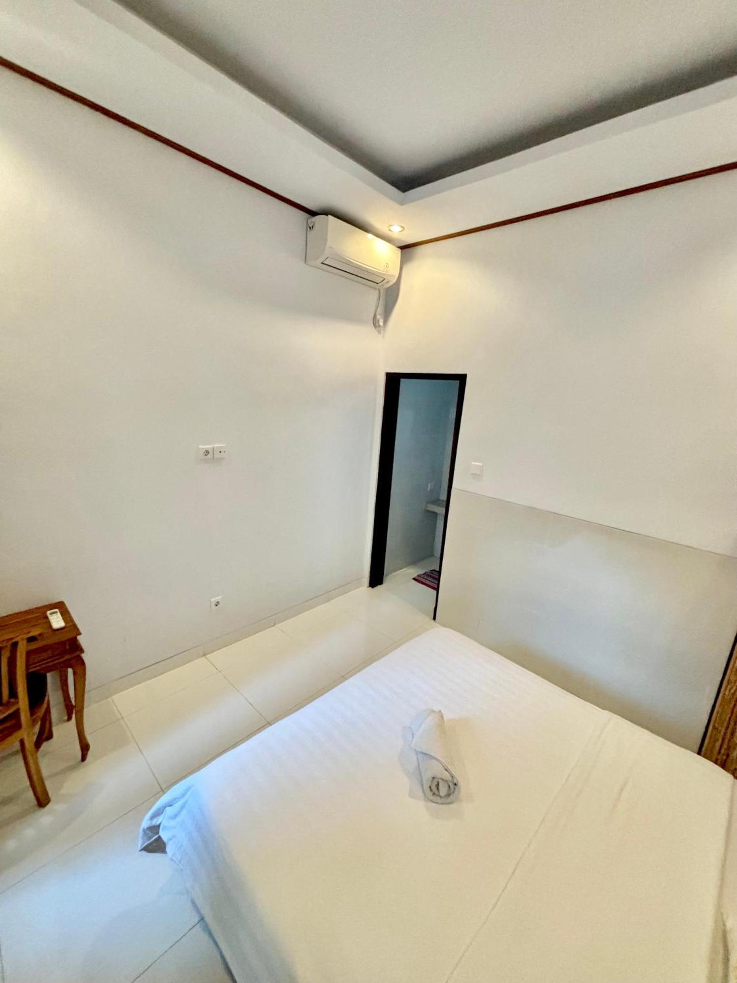 The Lima Home Stay In Canggu المظهر الخارجي الصورة