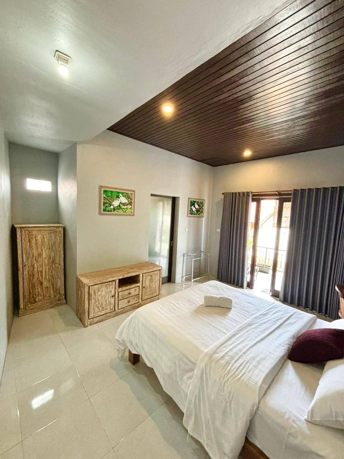 The Lima Home Stay In Canggu المظهر الخارجي الصورة