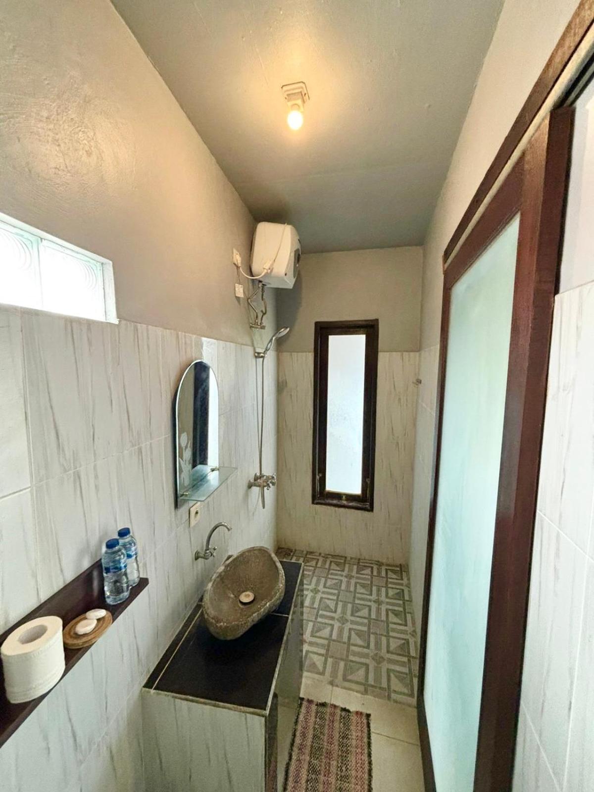 The Lima Home Stay In Canggu المظهر الخارجي الصورة