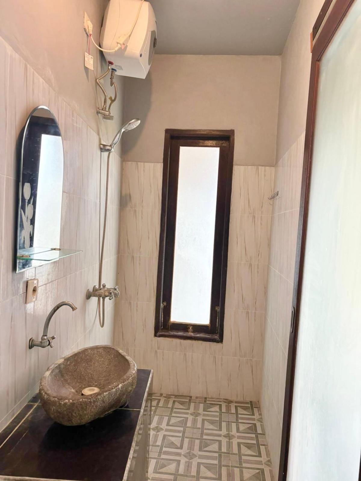 The Lima Home Stay In Canggu المظهر الخارجي الصورة